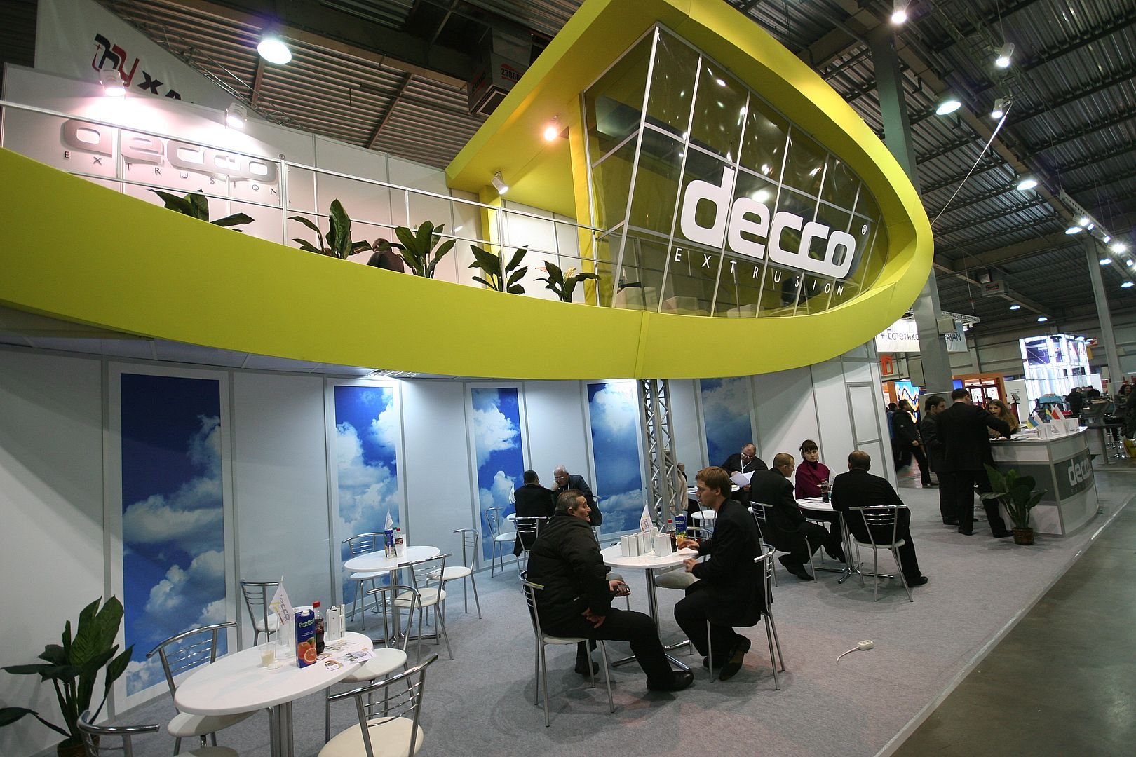 decco exhibition stand with meeting room